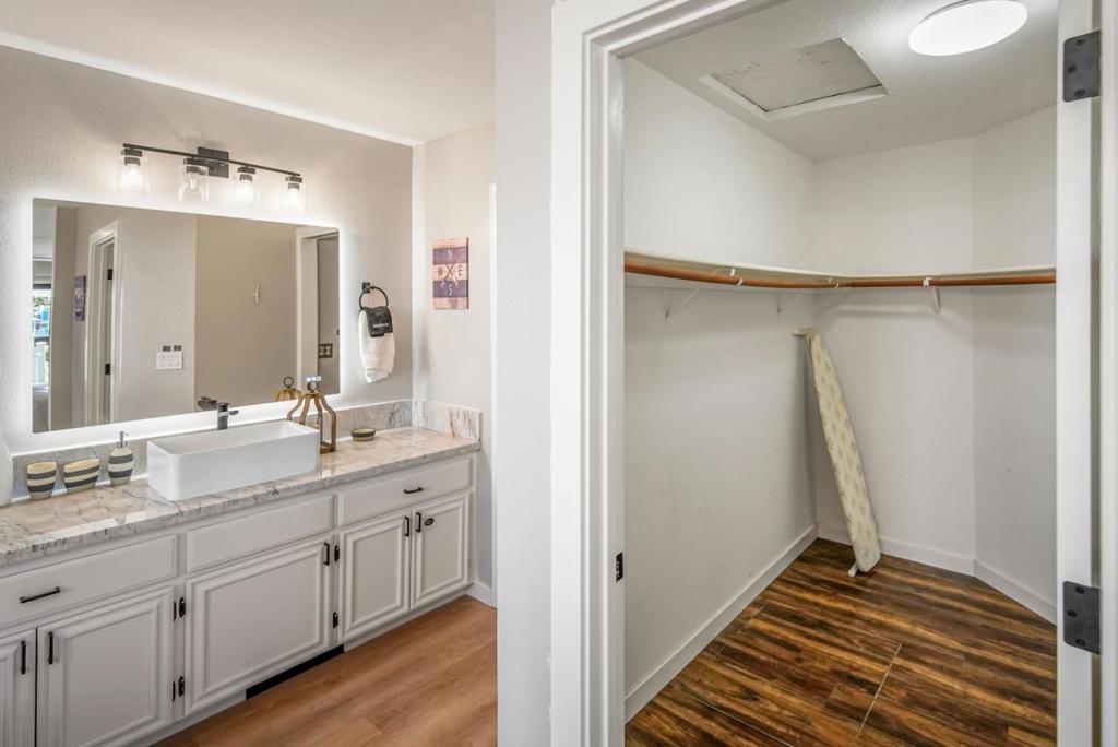 main property photo 69