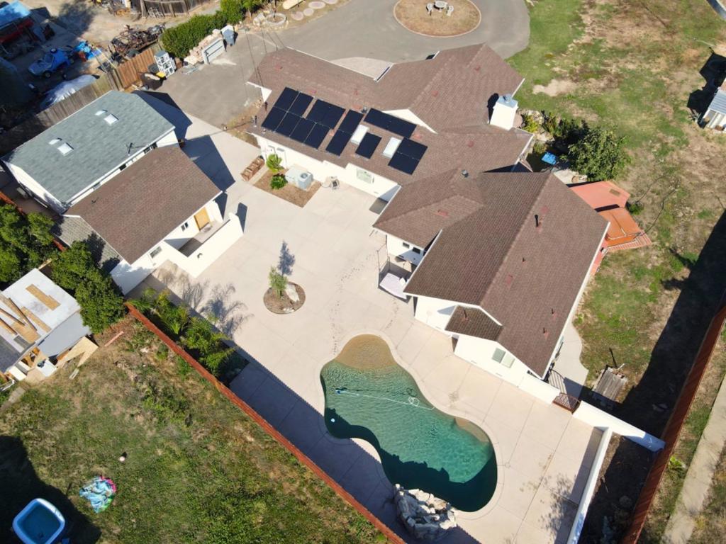 main property photo 49