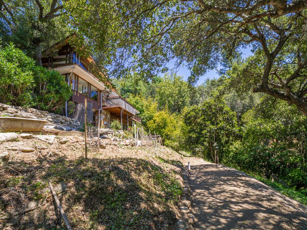 main property photo 63