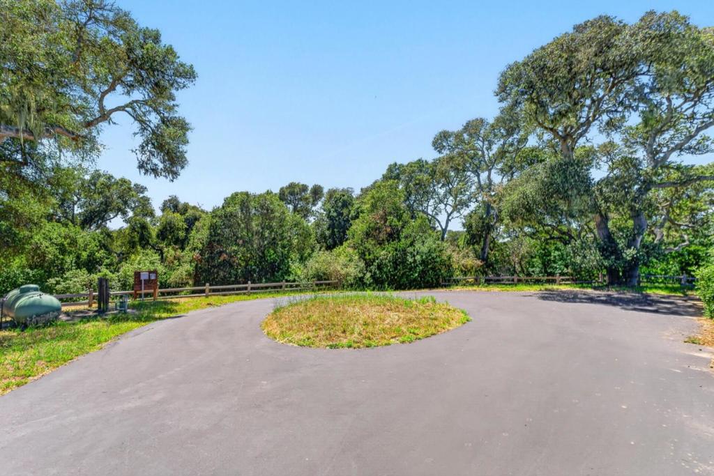 main property photo 58