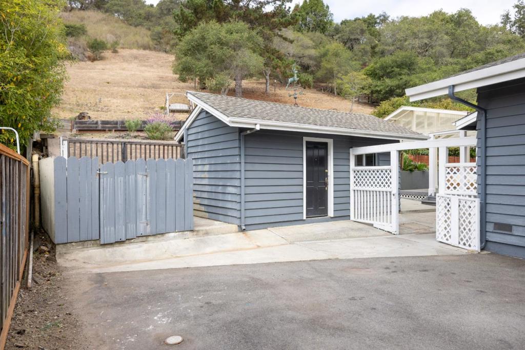 main property photo 53