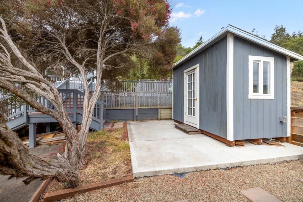 main property photo 58