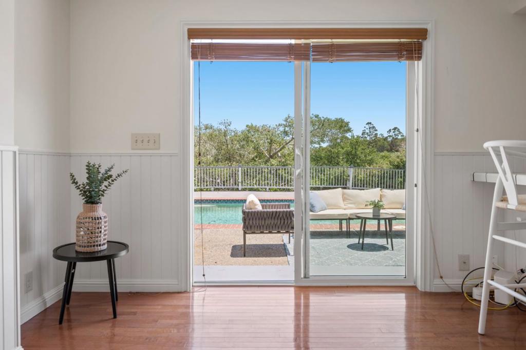 main property photo 78