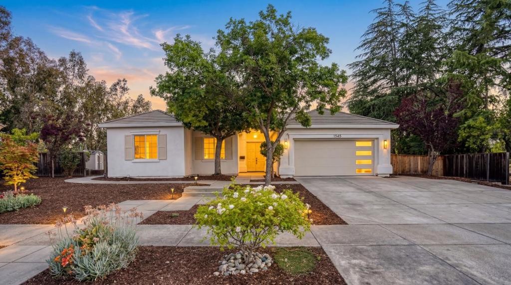 main property photo 60