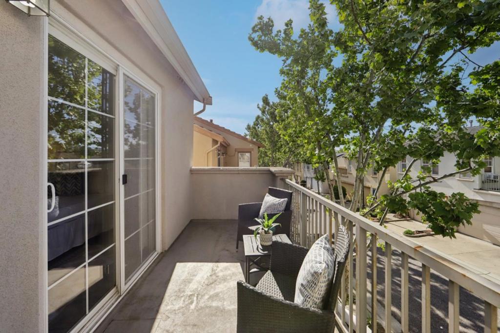 main property photo 59