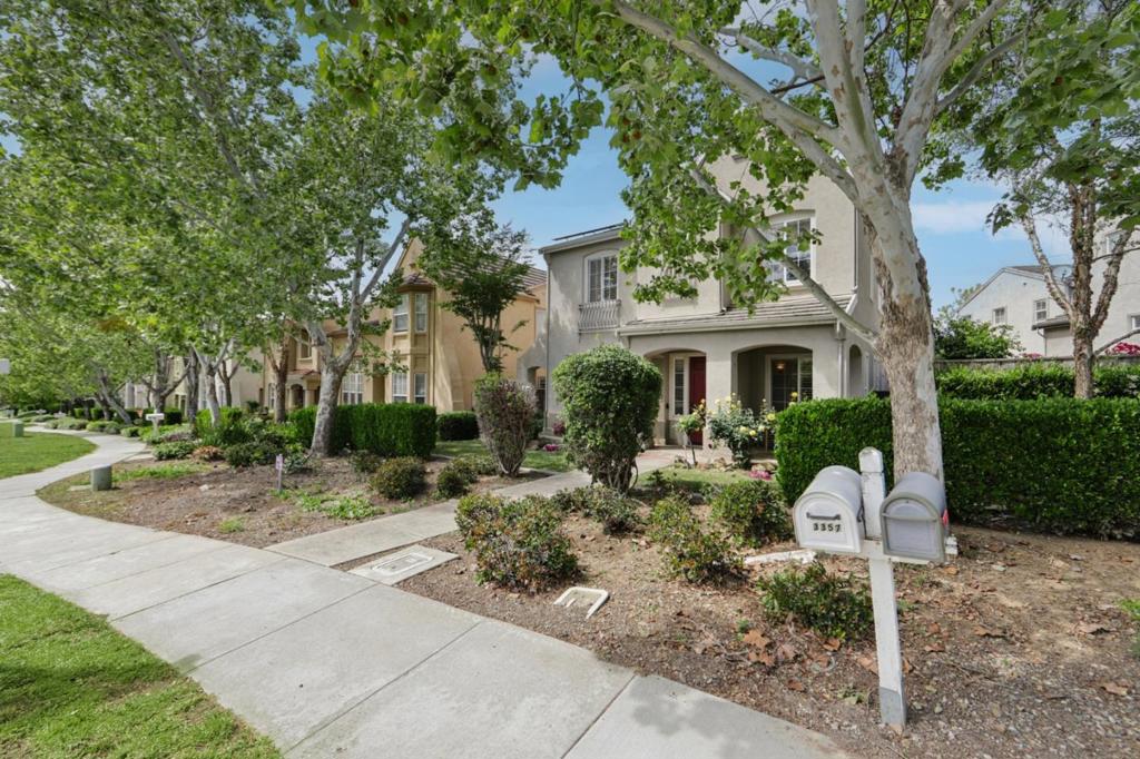 main property photo 63