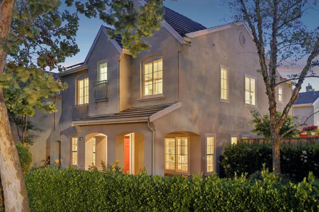 main property photo 77
