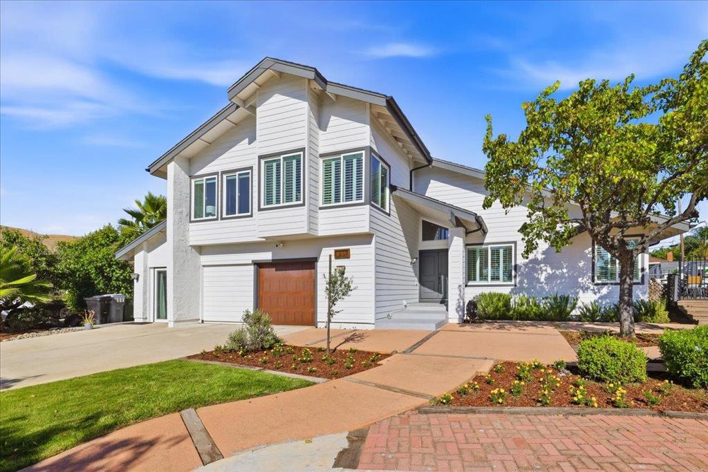 main property photo 49