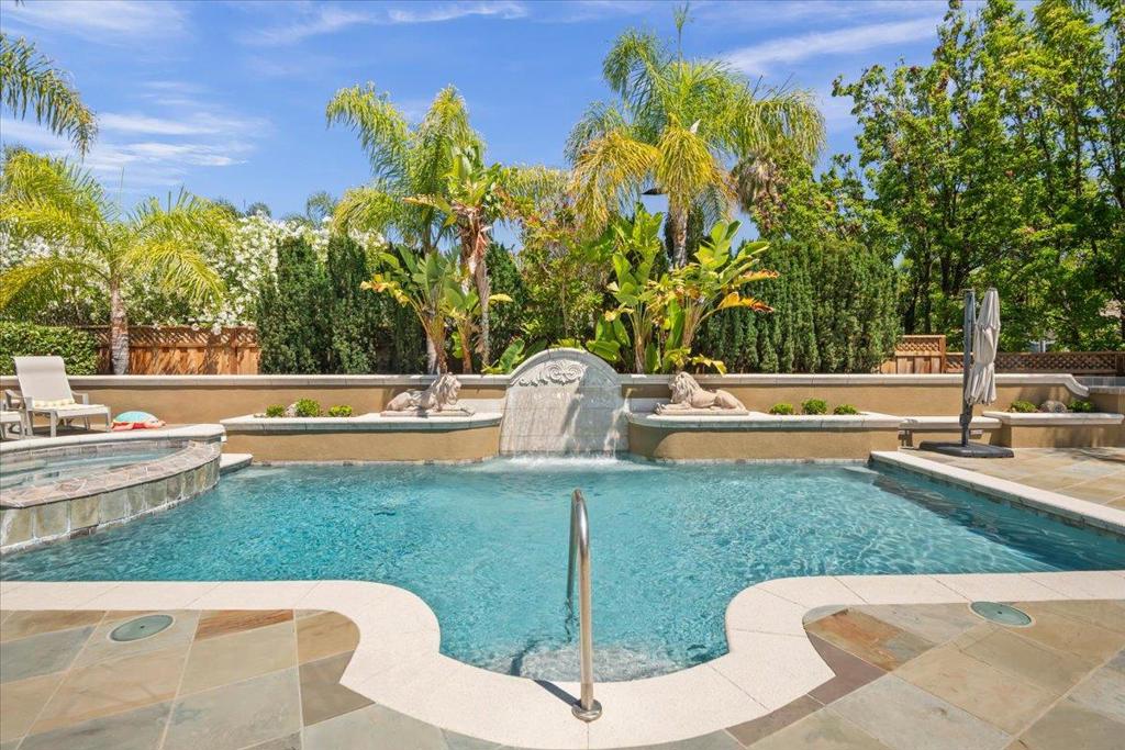 main property photo 65
