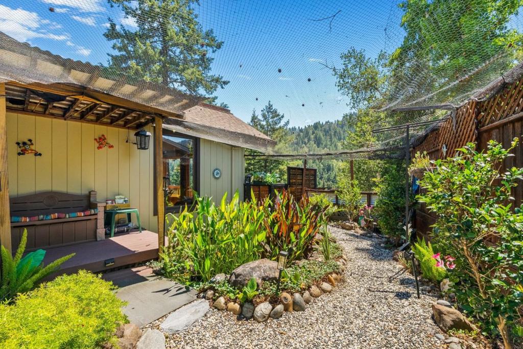 main property photo 51