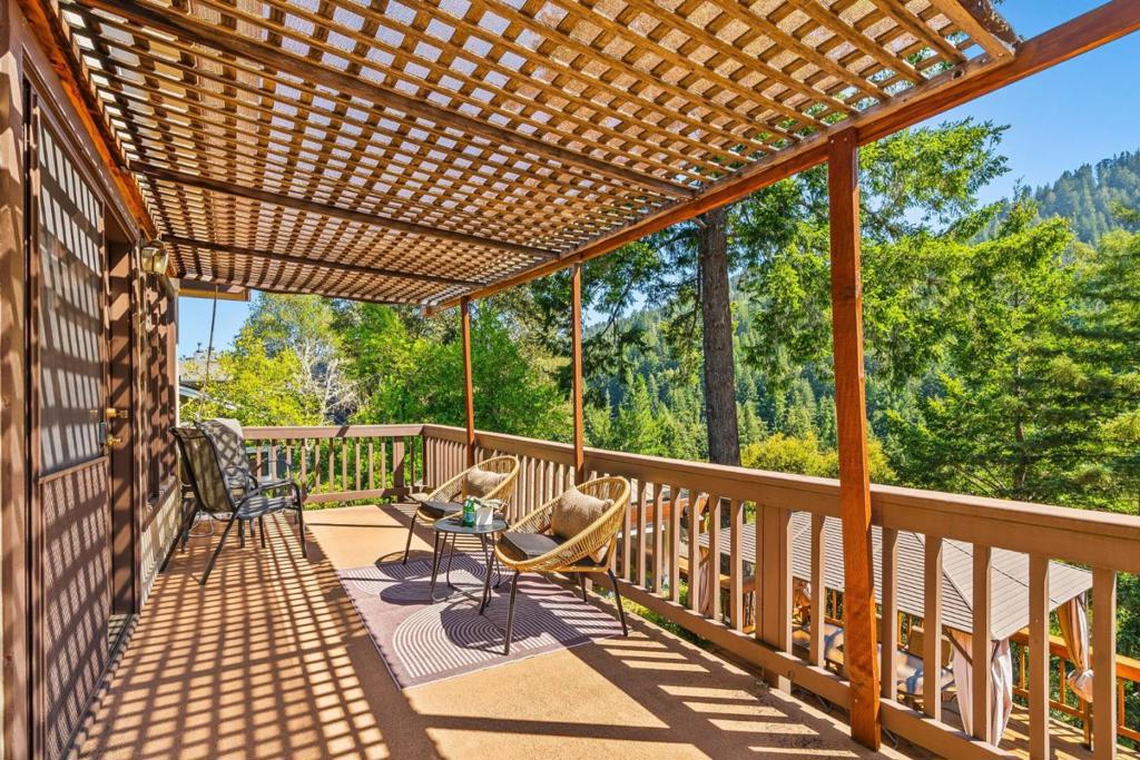 main property photo 74