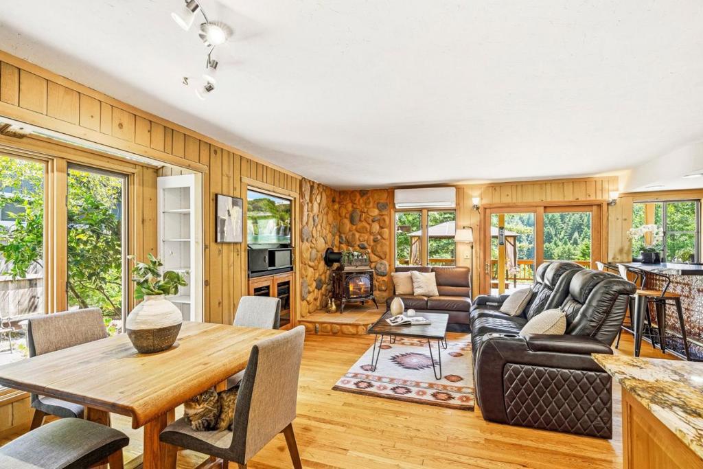 main property photo 84