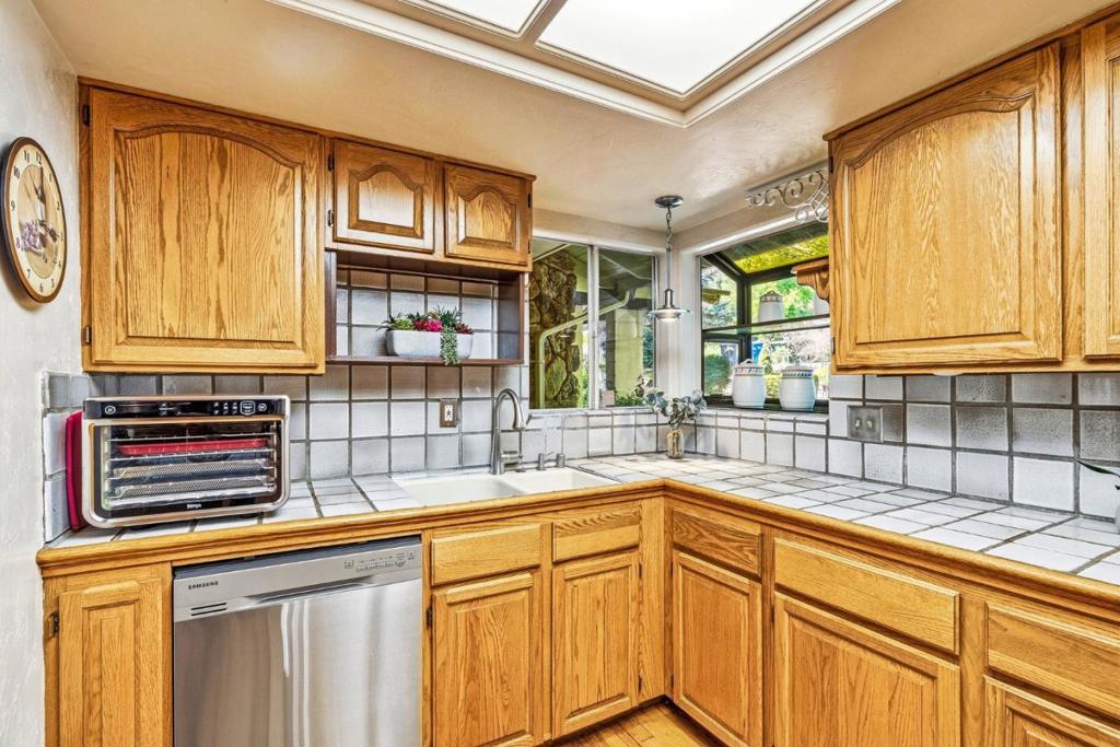 main property photo 91