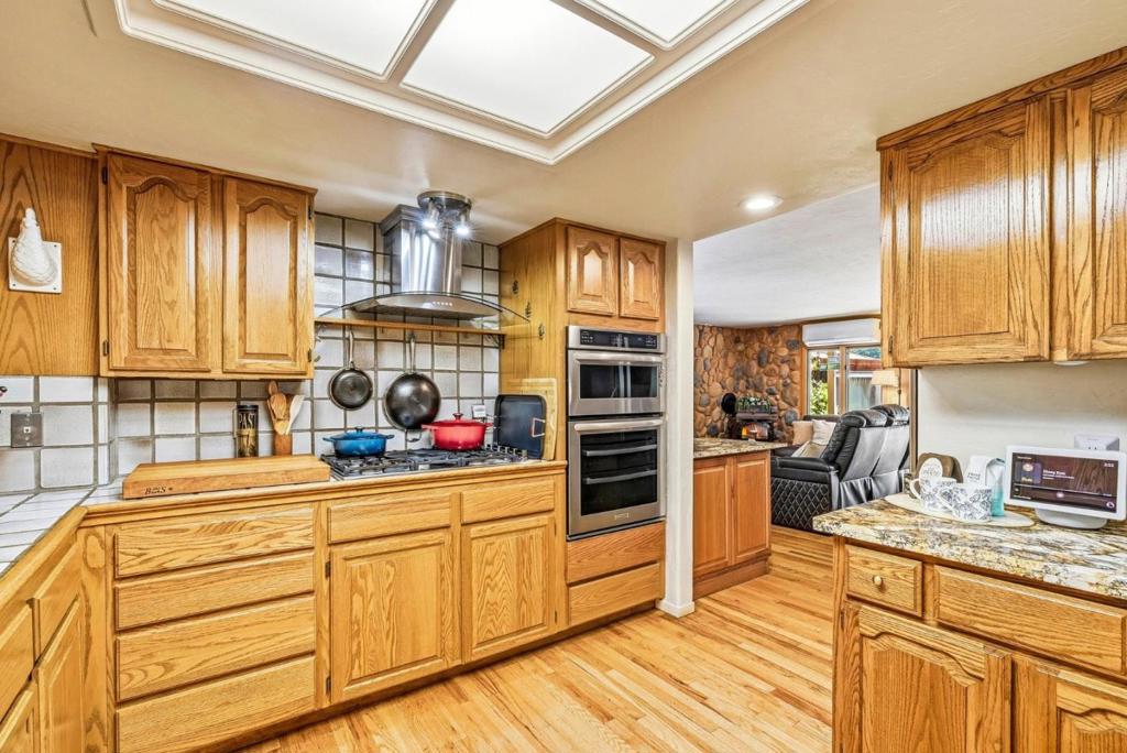 main property photo 93