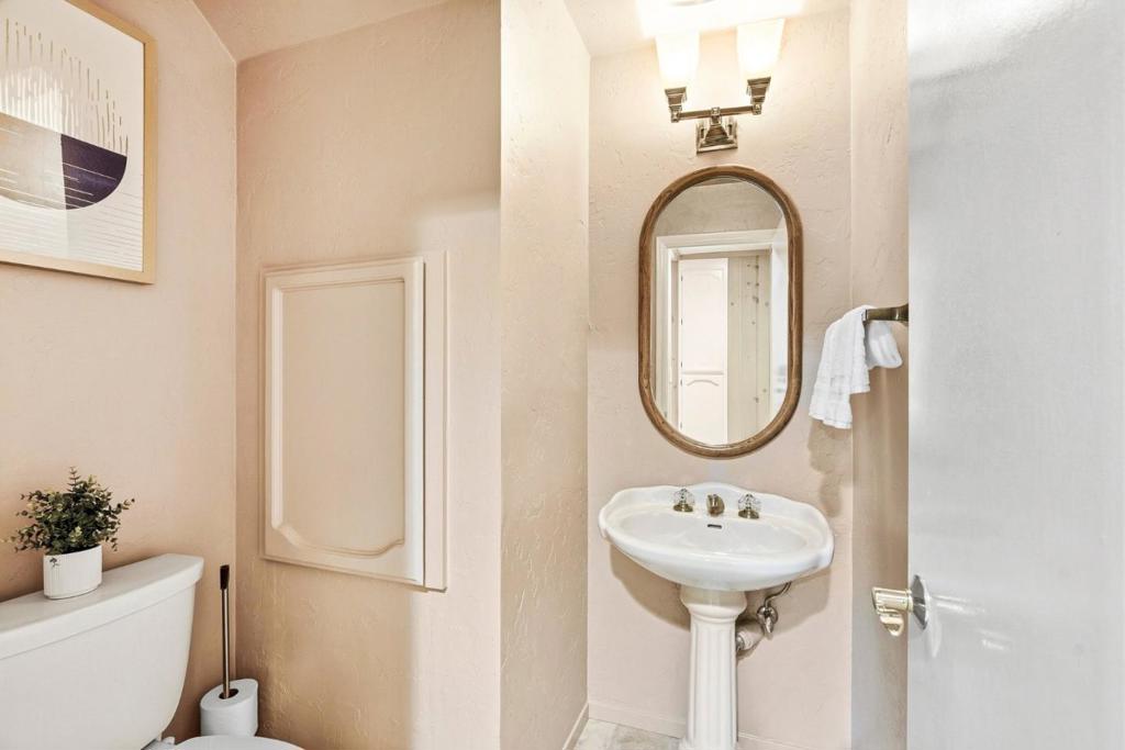 main property photo 95