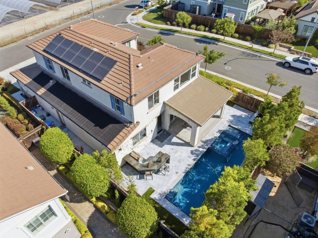 main property photo 48