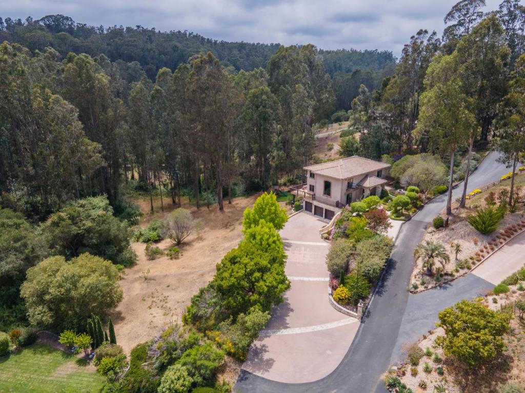 main property photo 51