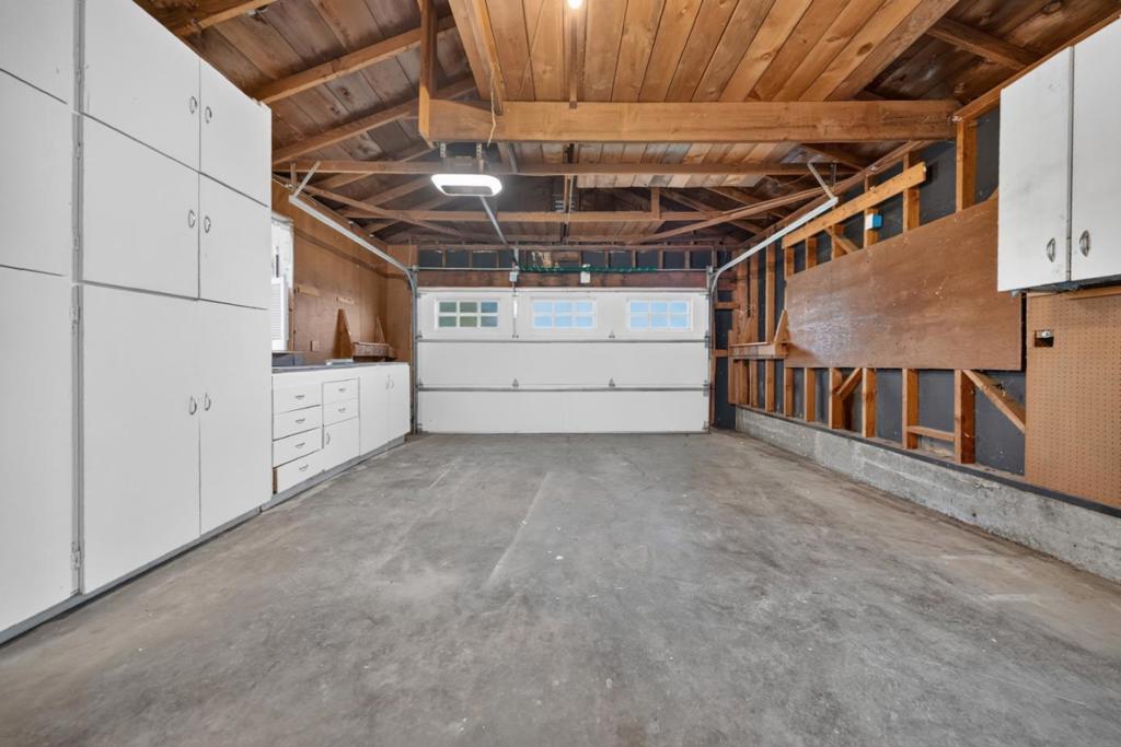 main property photo 64