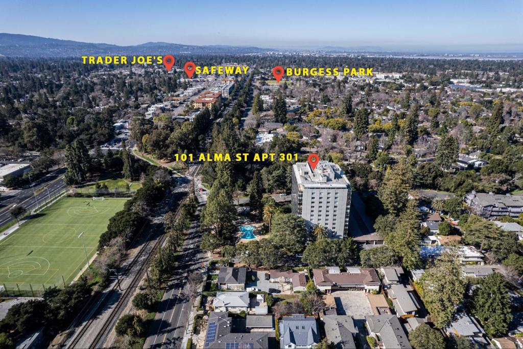 main property photo 59