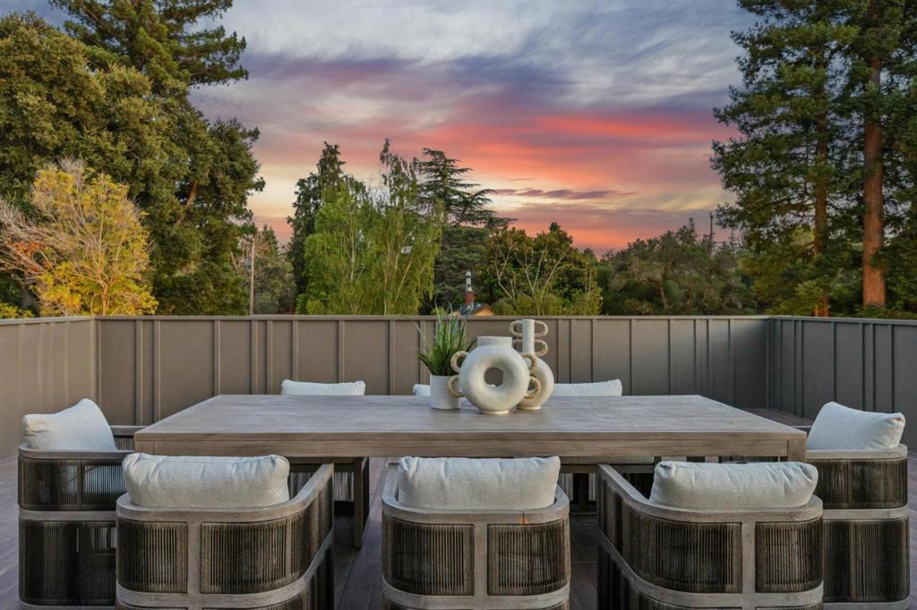 main property photo 70