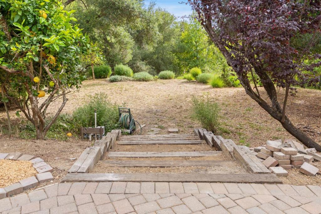 main property photo 51