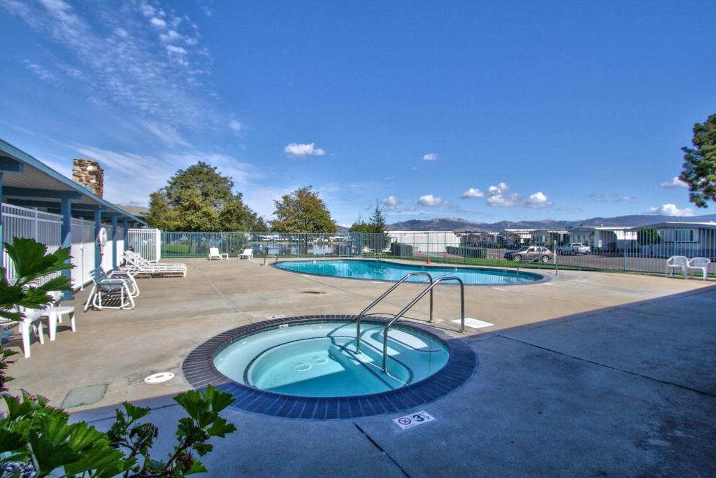 main property photo 46