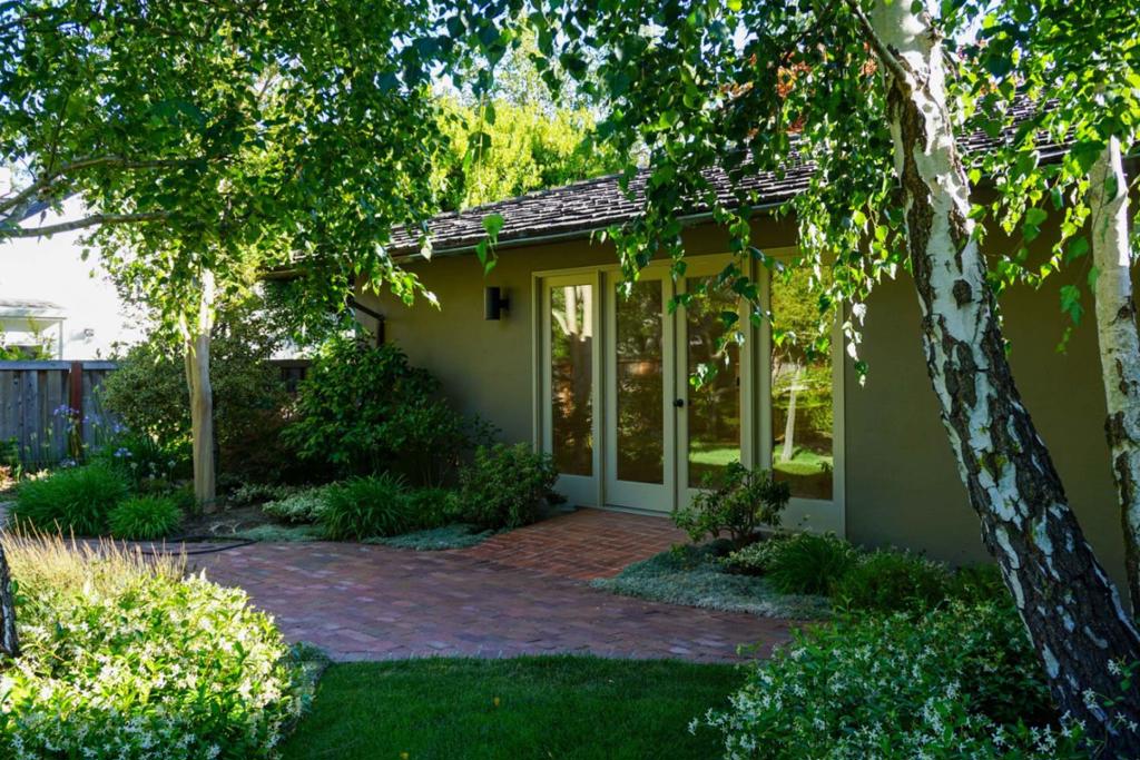 main property photo 59