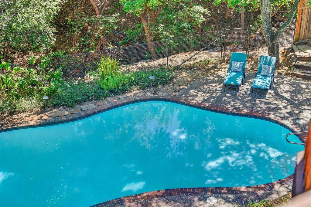 main property photo 58
