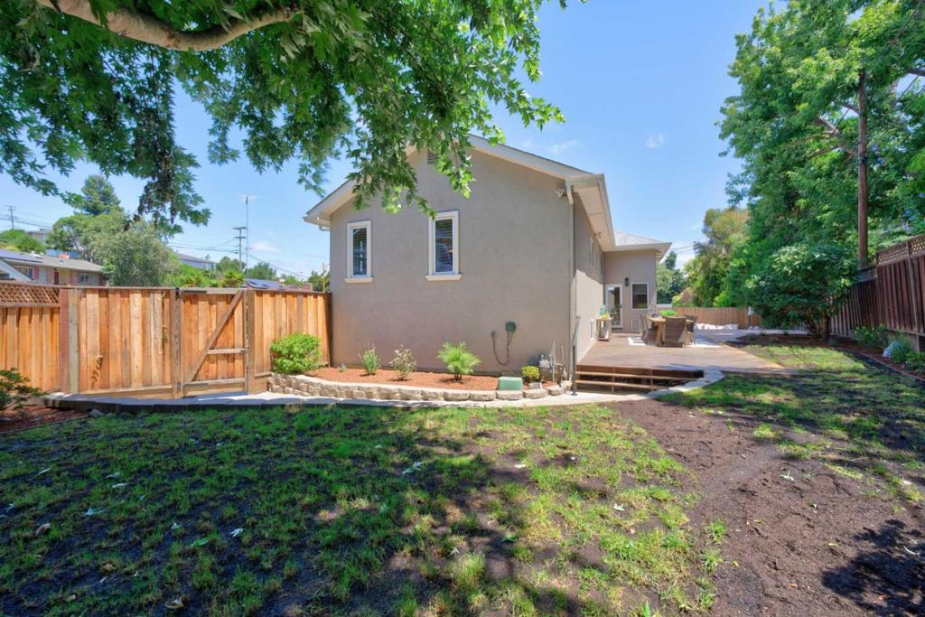 main property photo 63