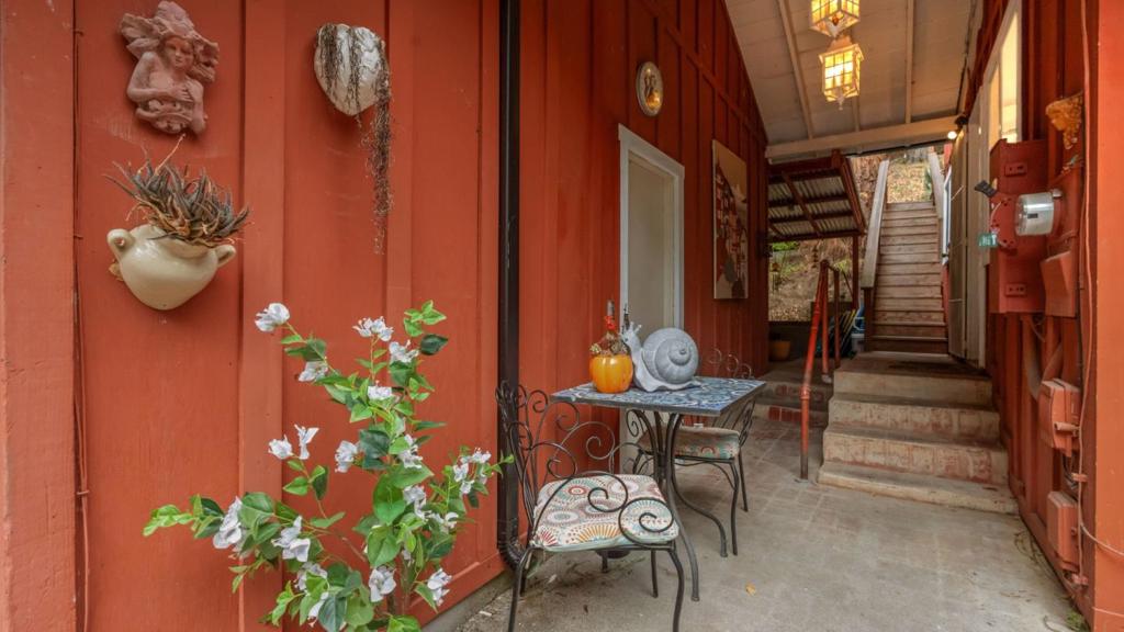 main property photo 100