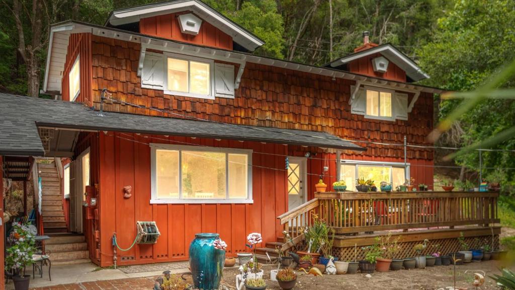 main property photo 110