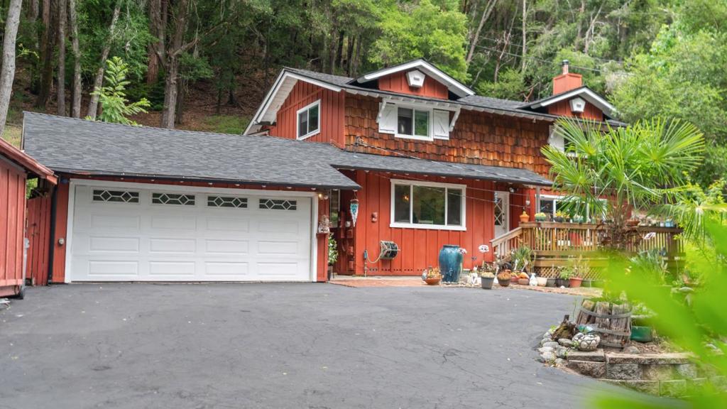 main property photo 80