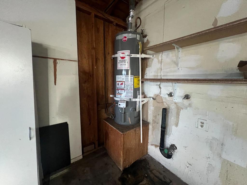 main property photo 18