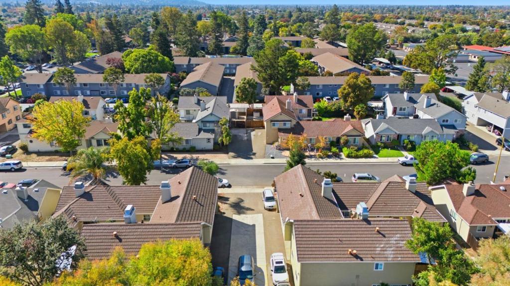 main property photo 64