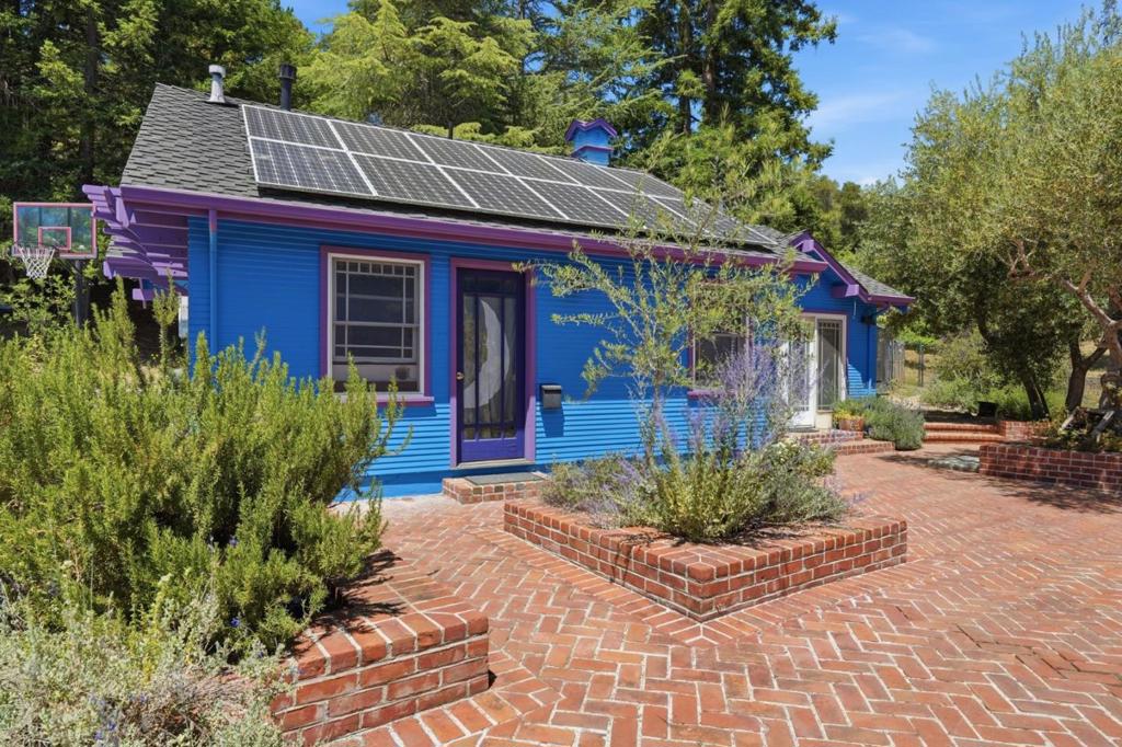 main property photo 35