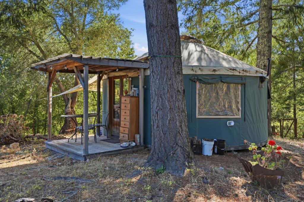main property photo 49