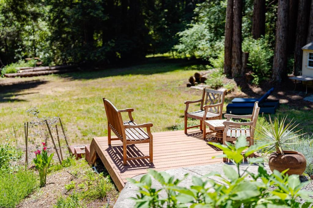 main property photo 75