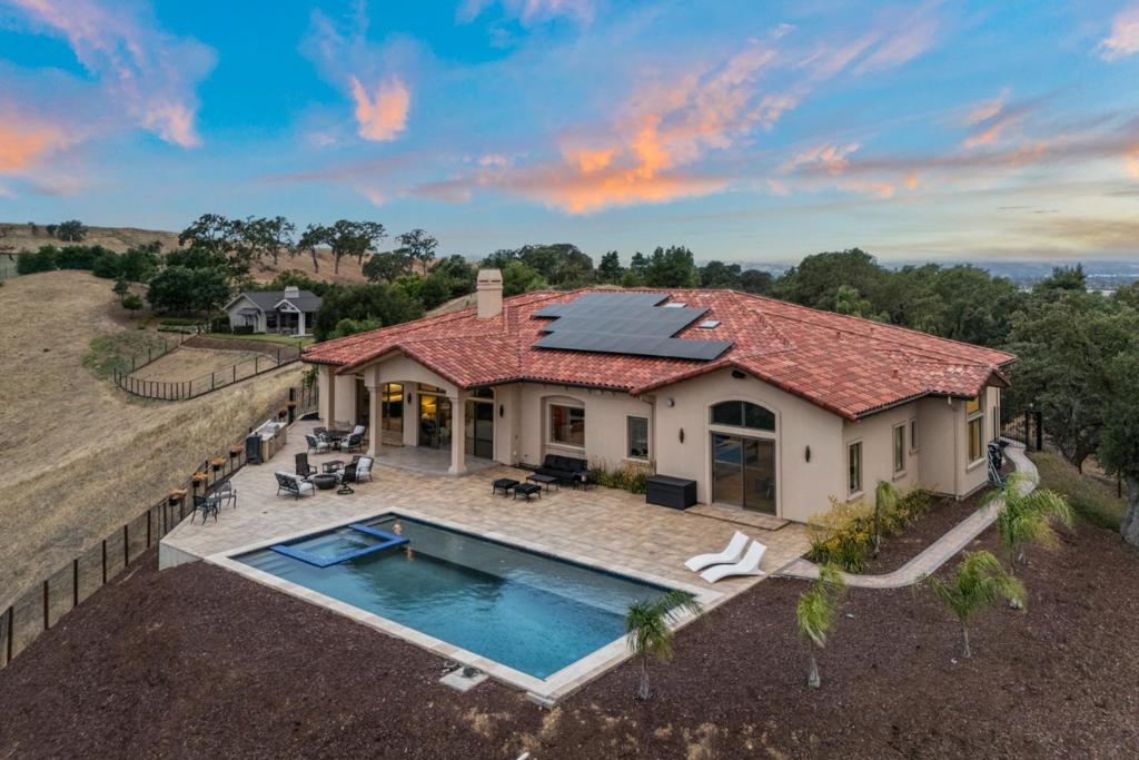 main property photo 101