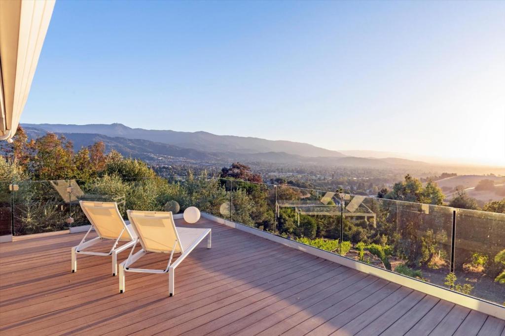 main property photo 67