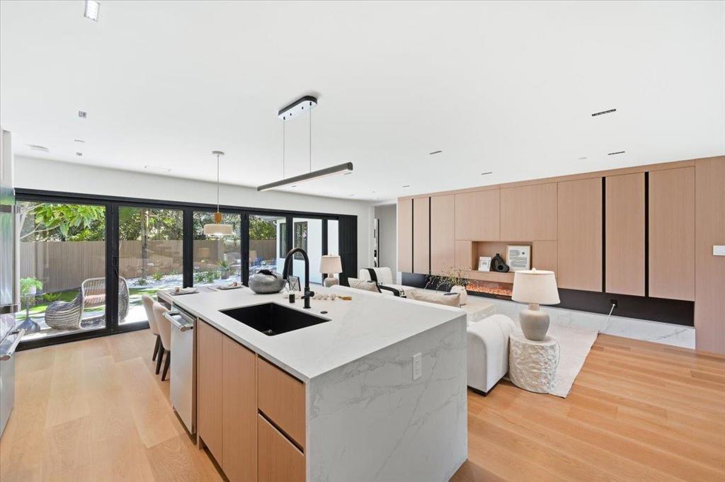 main property photo 95