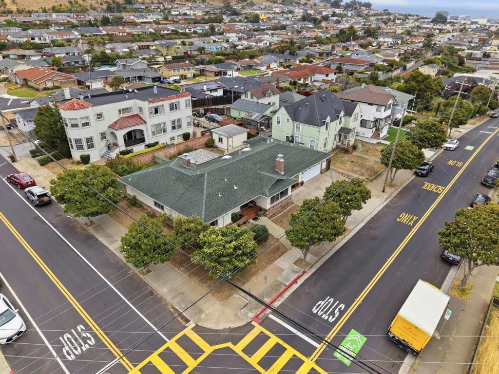main property photo 60