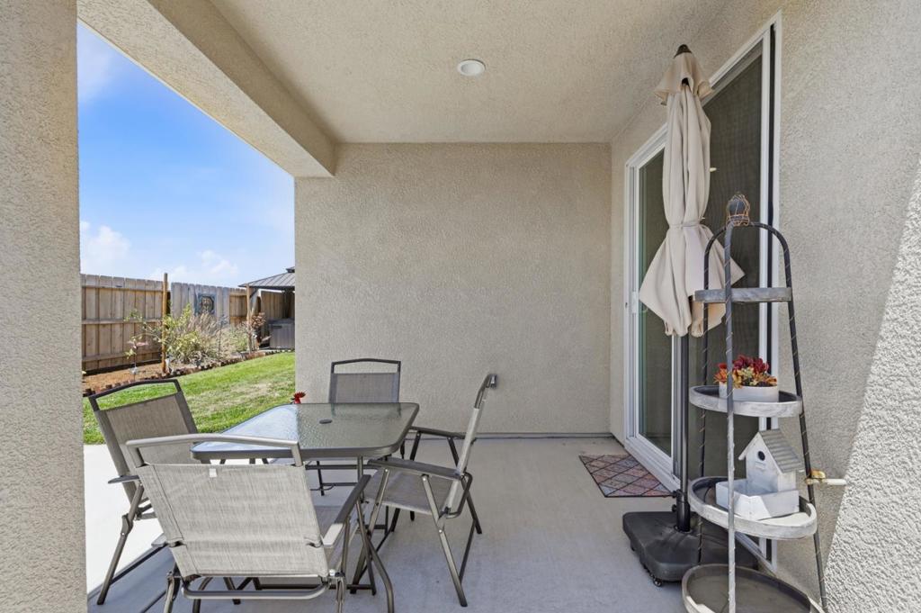 main property photo 66