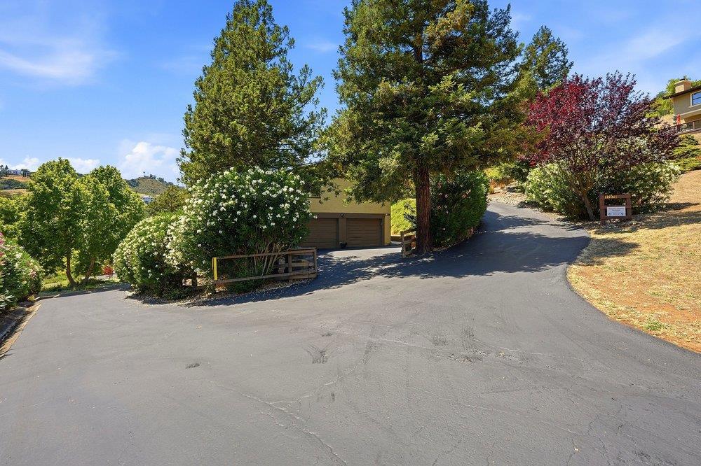 main property photo 75