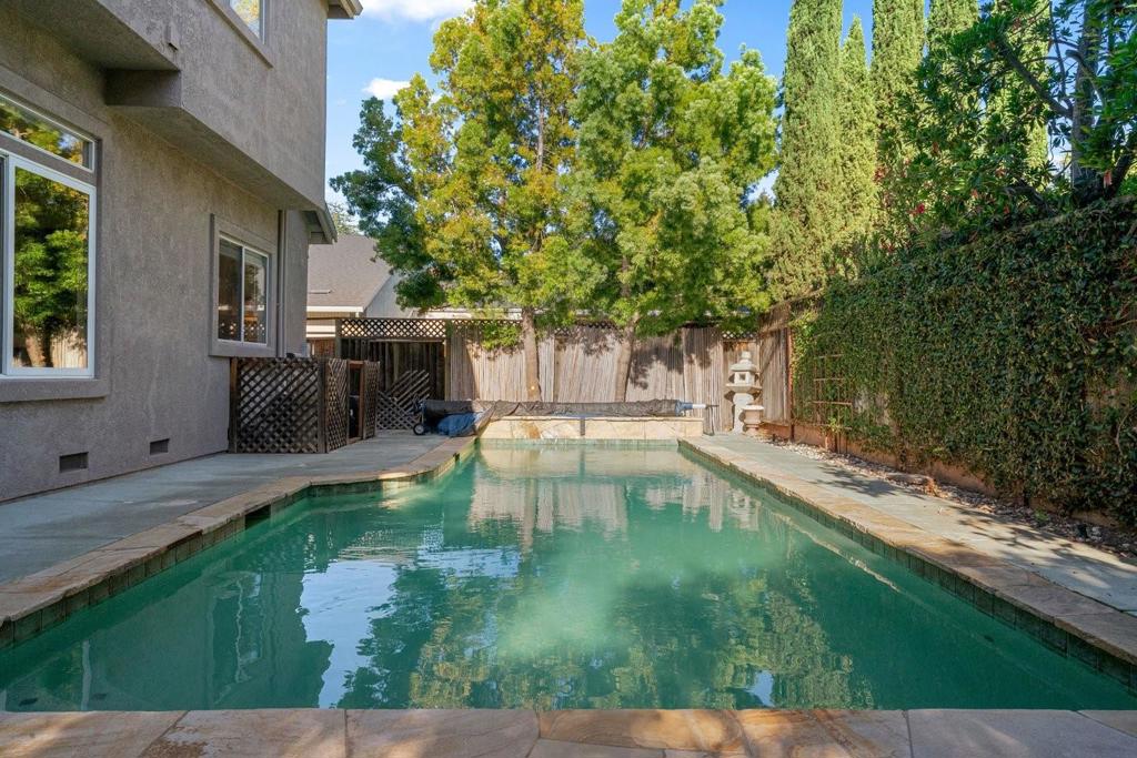 main property photo 60