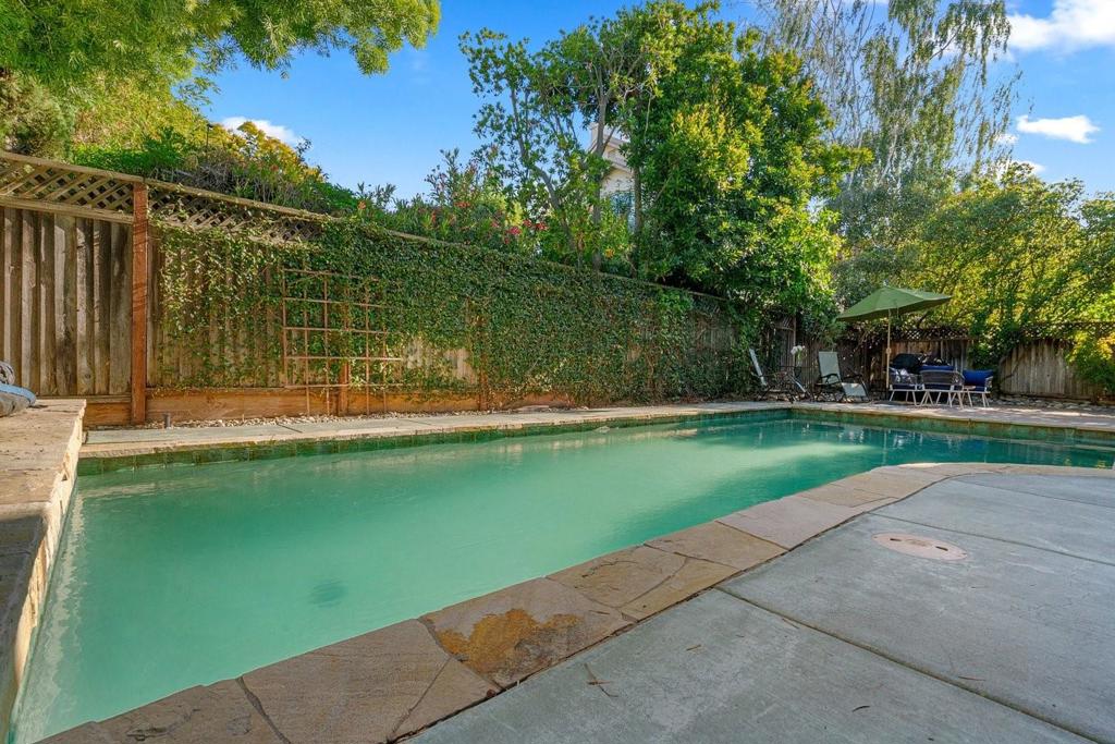 main property photo 65