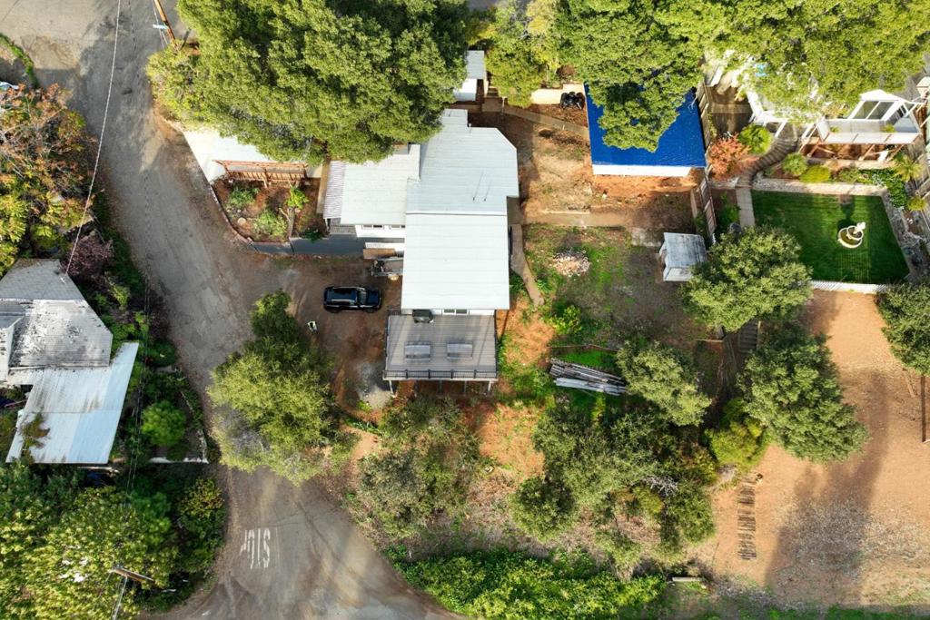 main property photo 43