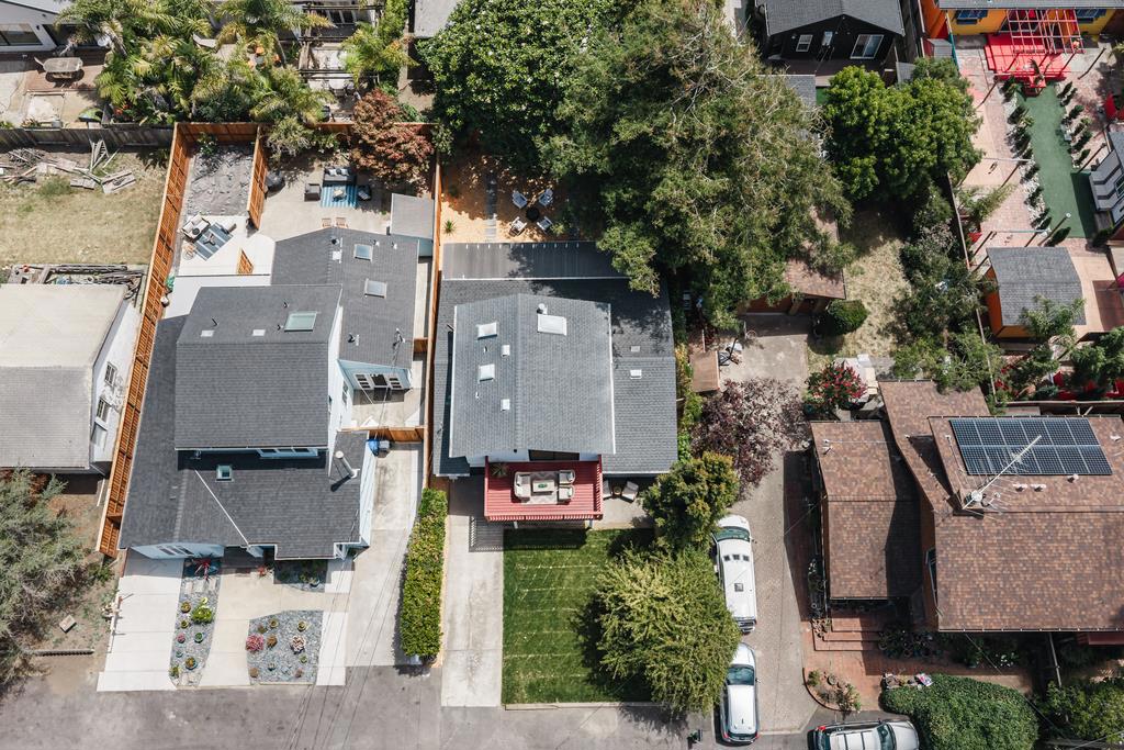 main property photo 66