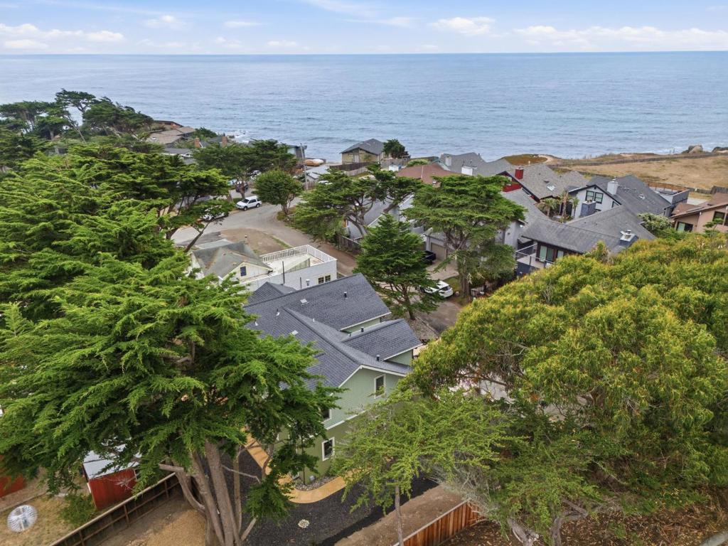 main property photo 61