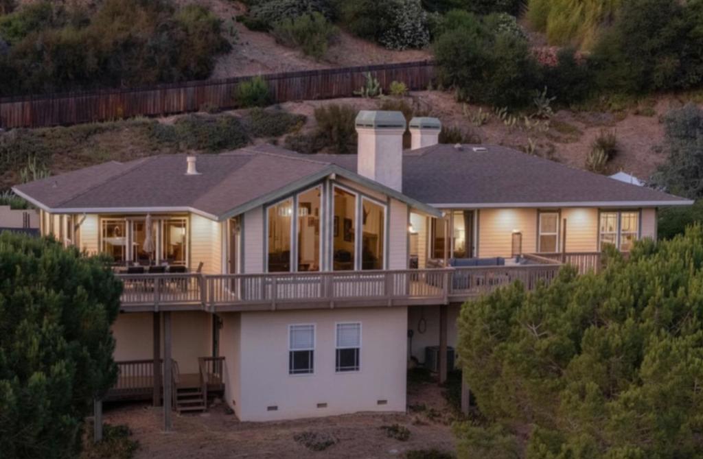 main property photo 42