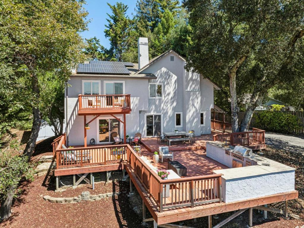 main property photo 58